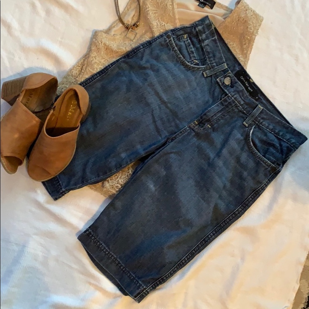 Bermuda Jean shorts